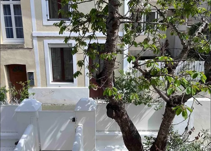 別荘 La Dolce Trouvillaise - Maison 5 Personnes - Plein Centre - Au Calme - Belle Terrasse トルヴィル＝シュル＝メール