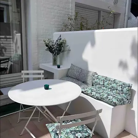 펜션 La Dolce Trouvillaise - Maison 5 Personnes - Plein Centre - Au Calme - Belle Terrasse *