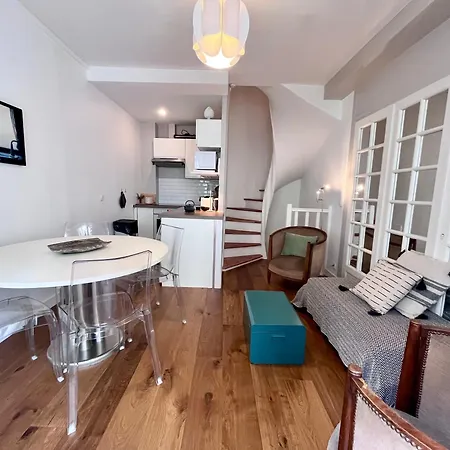 Feriehus La Dolce Trouvillaise - Maison 5 Personnes - Plein Centre - Au Calme - Belle Terrasse